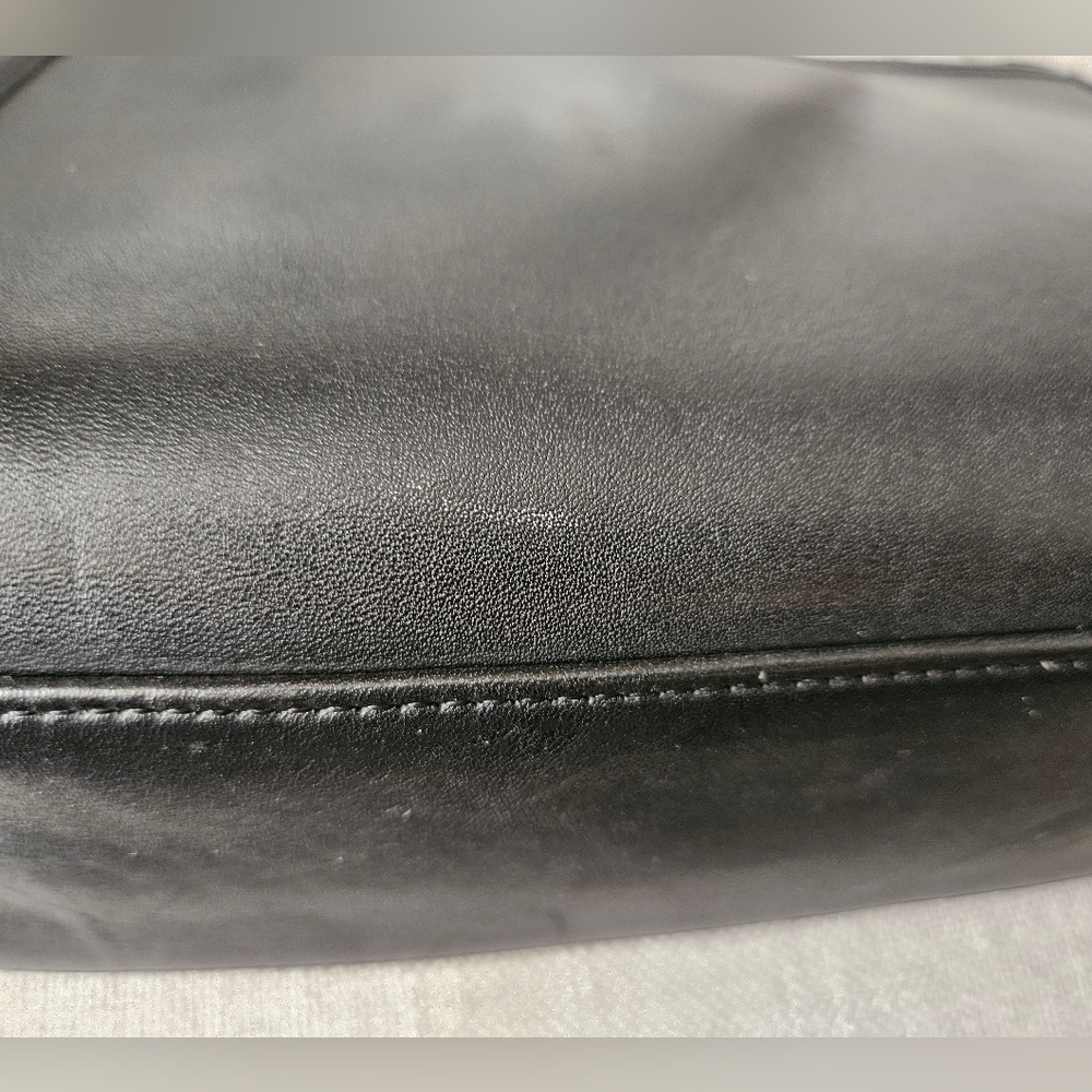 Vintage Coach Court Handbag Crossbody Black Leather - Picture 9 of 16